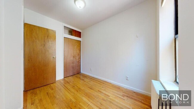 Building Photo - 411 E 70th St