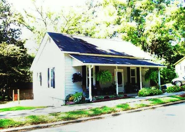 Primary Photo - 304 Broad St