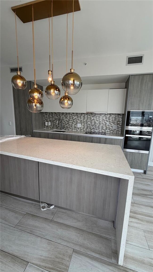 Foto del edificio - 2900 NE 7th Ave