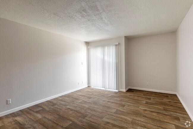 Interior Photo - AYA ABQ