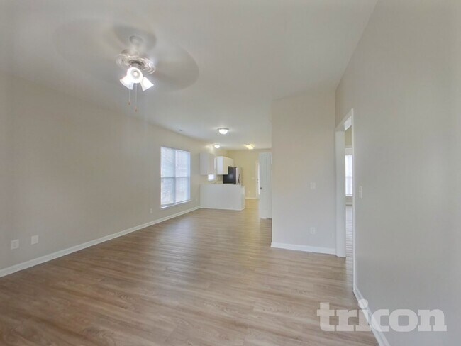 Building Photo - 120 E Decatur Ave