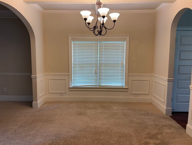 Foto del edificio - 717 Porter Ln