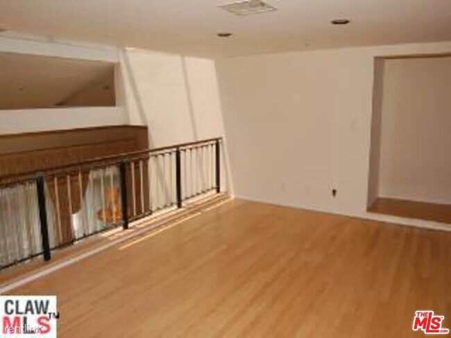 Building Photo - 2 br, 2 bath House - 923 Euclid St Apt 301