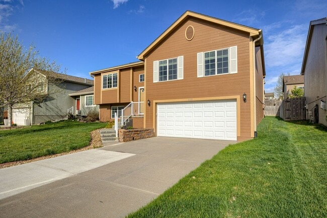 Building Photo - Must See 3 Bedroom In Millard School District!!