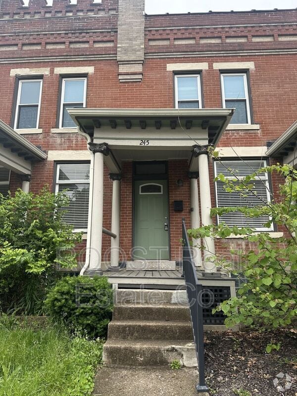 Building Photo - 245 Miller Ave