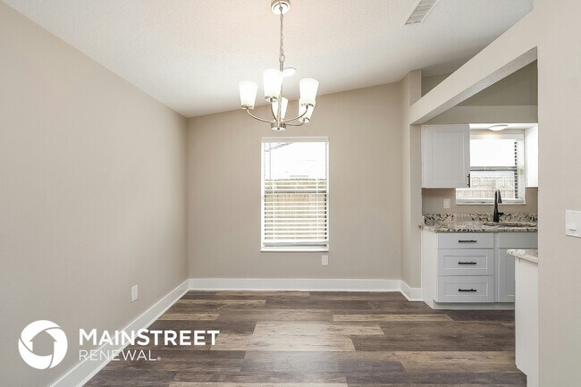 Foto del edificio - 12333 Hidden Brook Dr