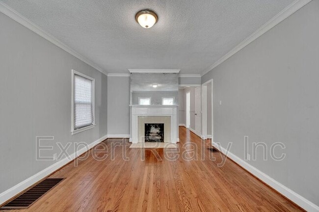 Foto del edificio - 620 10th Ave W