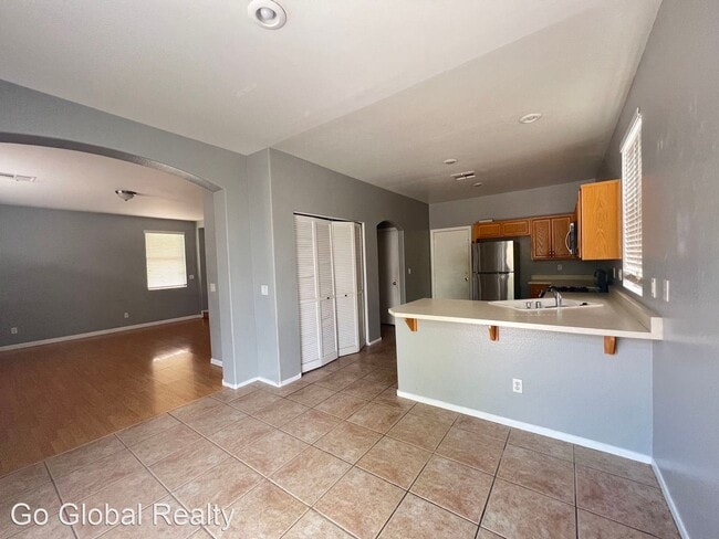 Foto del edificio - 3 br, 2.5 bath House - 1084 Dancing Vines Ave