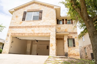 Building Photo - 3516 Savage Springs Dr