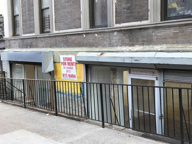 STOREFRONT - DUAL ENTRYWAYS AND DISPLAY WINDOWS - 301 W 96th St