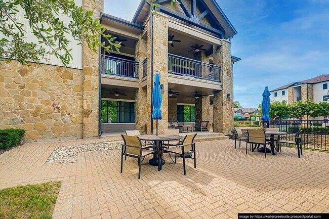 Foto del edificio - Waller Creekside | One Month Free | Posted...