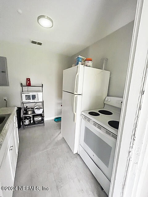 Foto del edificio - 1713 Academy St