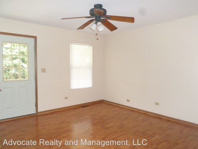 Building Photo - 4100 Rivertowne Dr