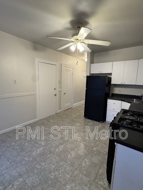 Foto del edificio - 3825 Dunnica Ave