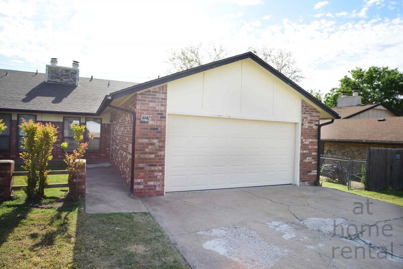 Primary Photo - 4613 S 72nd E Pl
