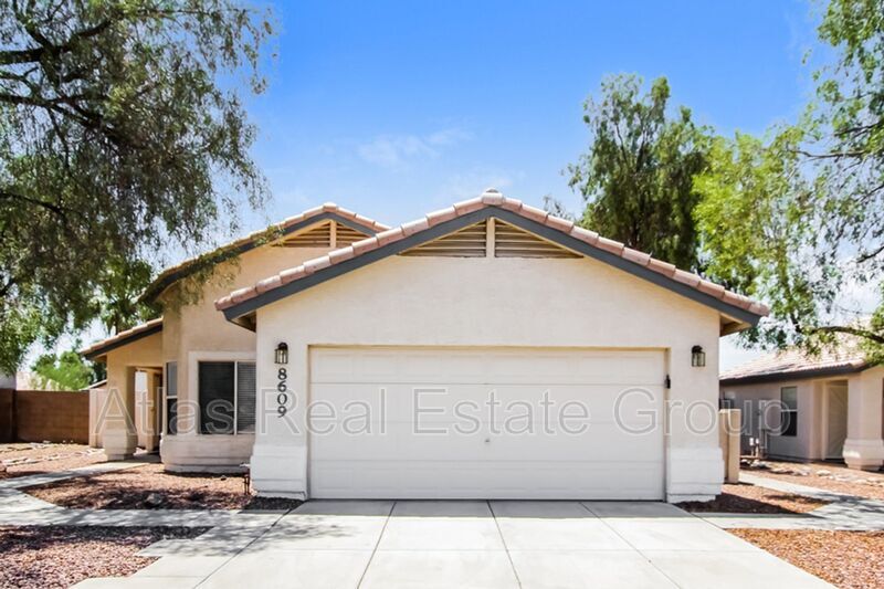 8609 W El Caminito Dr, Peoria, AZ 85345 House for Rent in Peoria, AZ