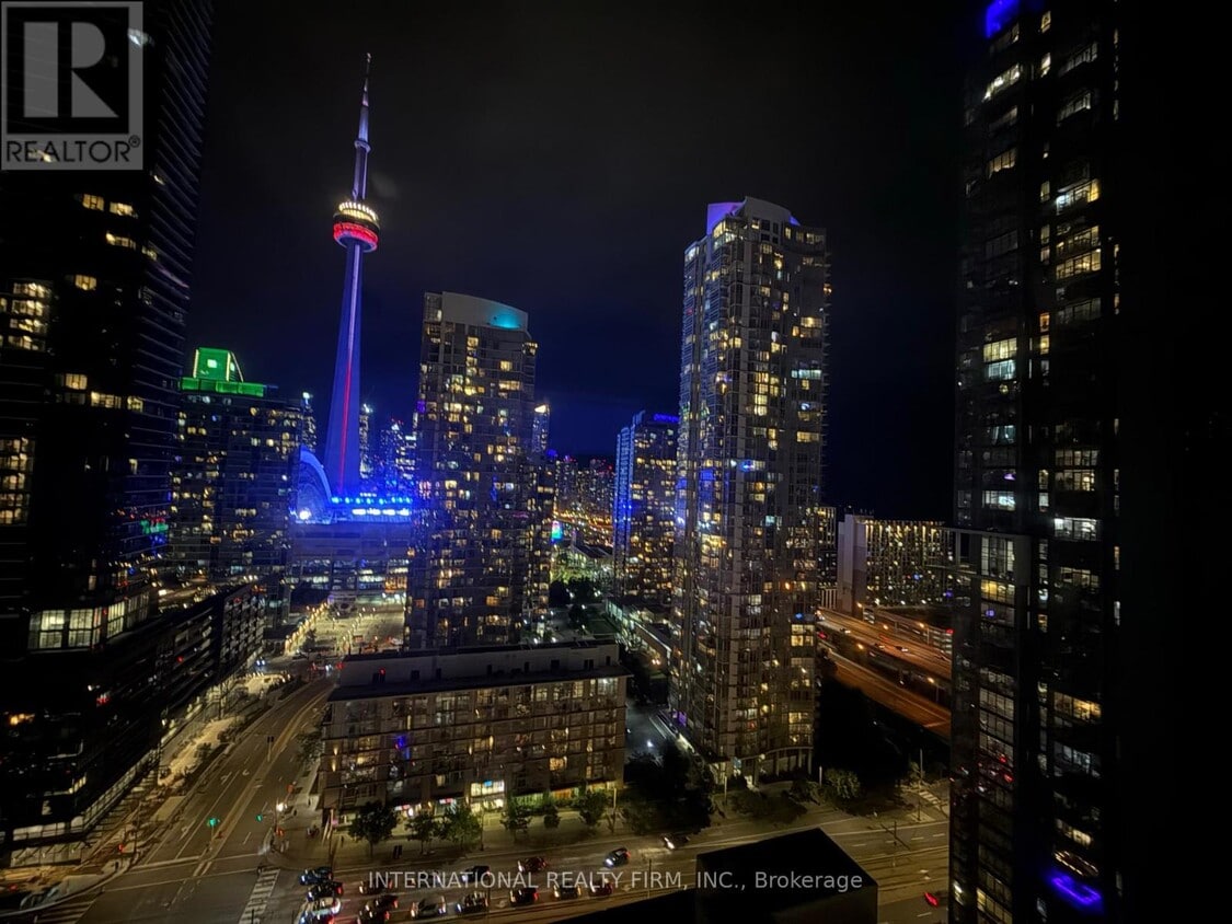 Primary Photo - 15 Fort York Blvd