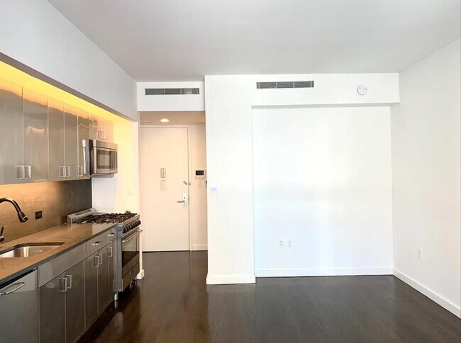 Foto del edificio - 37-40-40 27th St