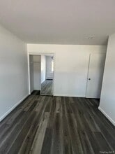 Building Photo - 30 Tanager Rd