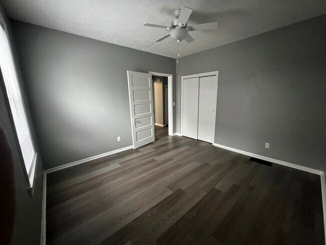 Building Photo - 3723 Frances Ave