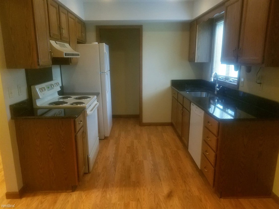 5339 Baines Dr, Saginaw, MI 48638 Townhome Rentals in Saginaw MI