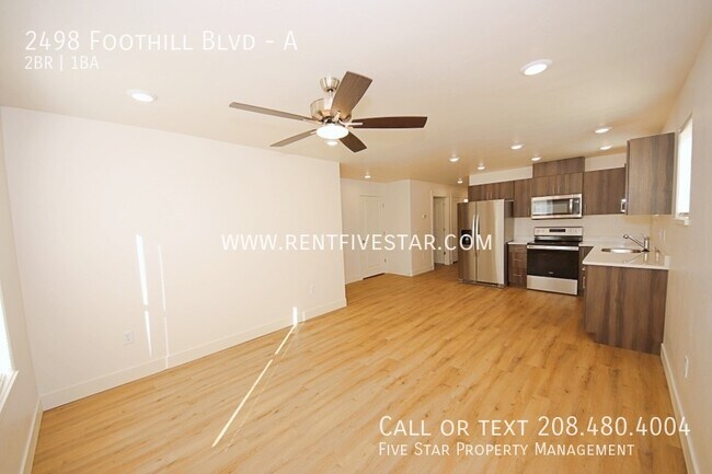 Foto del edificio - 2498 Foothill Blvd
