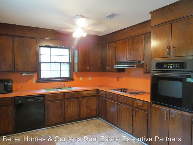 Building Photo - 3 br, 2 bath House - 435 Pleasant Home Road