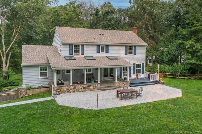 Building Photo - 85 Thayer Dr