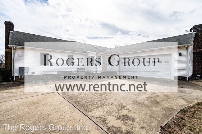 Building Photo - 3 br, 2 bath House - 1266 Dr Martin Luther...