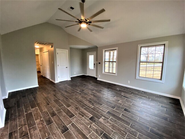 Foto del edificio - 4 Bedroom Pet Friendly Home For Rent Over ...
