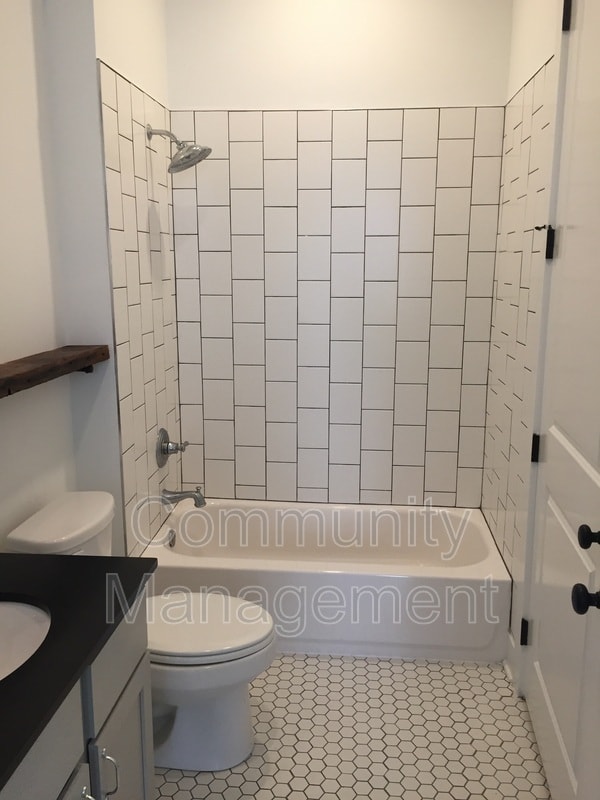 Building Photo - 255 E Boyd Dr