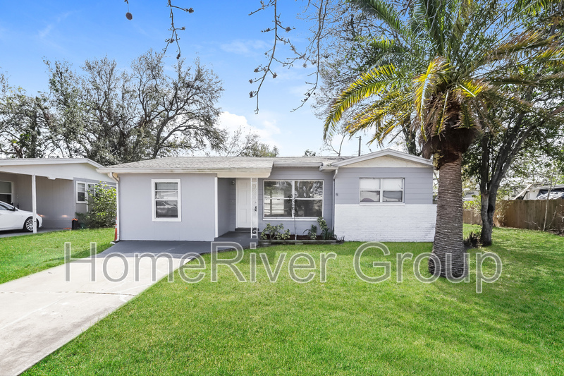 Foto principal - 4800 54th Ave N