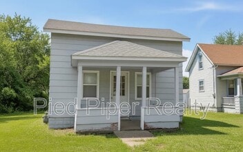 Building Photo - 601 N Winnebago Ave