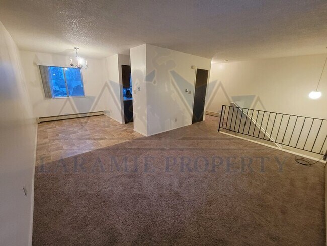 Building Photo - 708 Downey St