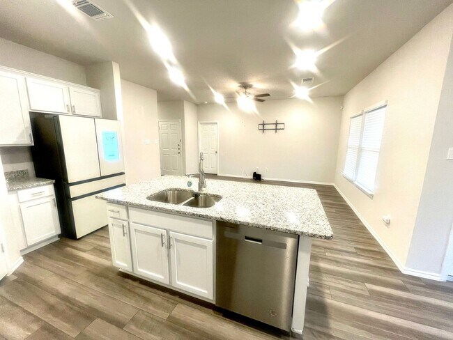 Building Photo - 3 Bedroom Single Family Home in Temple Tex...