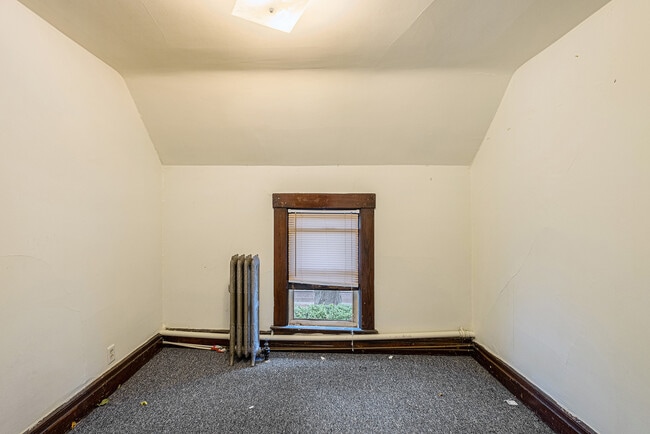 Foto del edificio - 1119 S Forest Ave