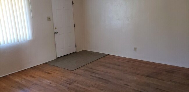 Foto del edificio - 318 Monroe St NE