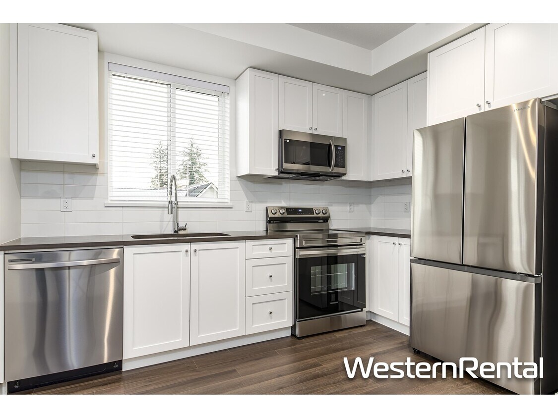 Photo principale - 15738-285 85 Ave