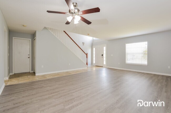 Foto del edificio - 1429 Shorewood Dr