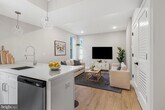 Primary Photo - 1144 Frankford Ave