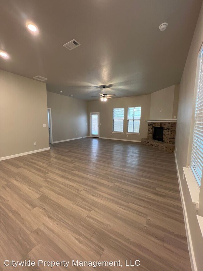 Building Photo - 3 br, 2 bath House - 7318 E Co. Rd 99 1/2