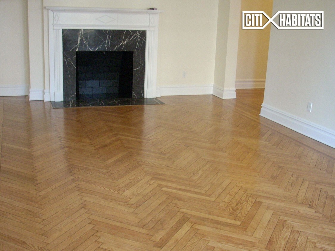 Foto del edificio - 210 E 68TH St