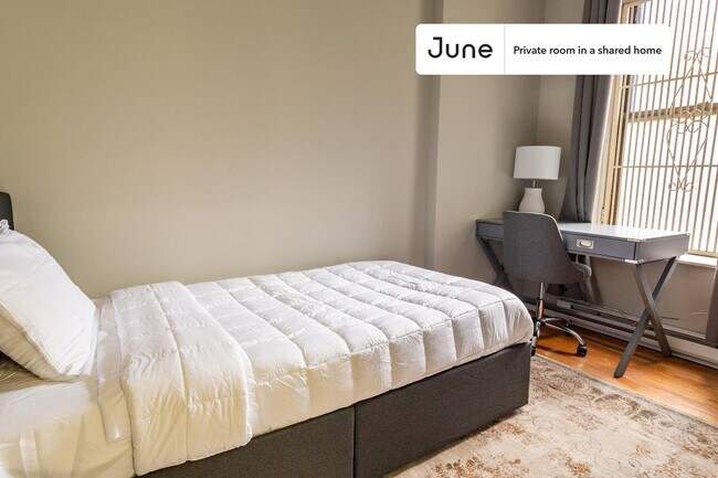 Foto del edificio - Room in Shared 4 bed/1.5 bath home