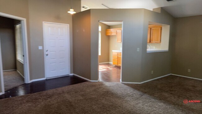 Foto del edificio - 4 Bedroom Home in Northwest!