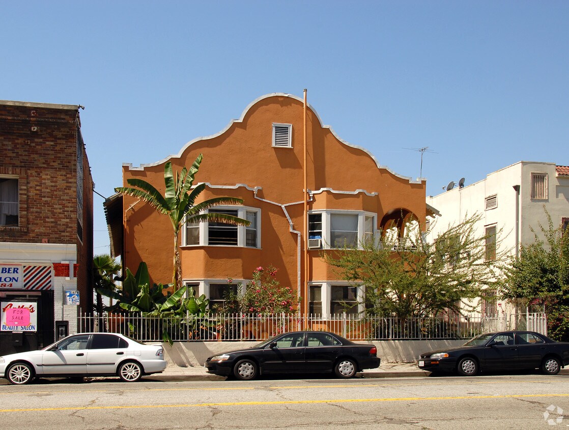 Building Photo - 1222 W 8th St