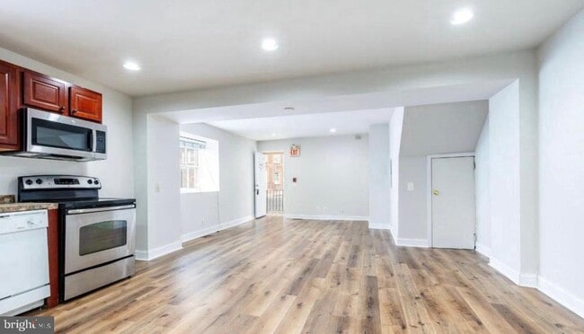Building Photo - 4338 Cresson St