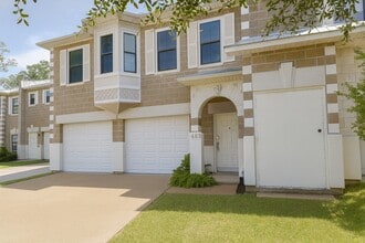 Building Photo - 405 Mc Kinney Ln