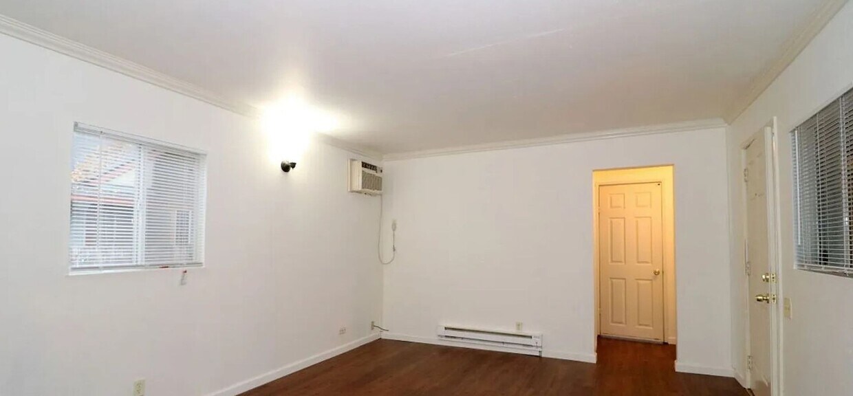 Foto del edificio - 1 BED/1 BATH IN REDDING