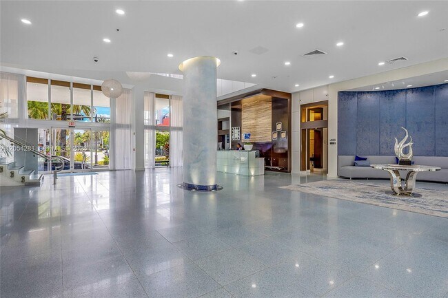 Foto del edificio - 2775 NE 187th St