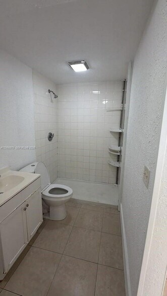 Foto del edificio - 7305 NW 17th Ct